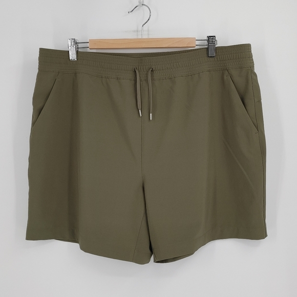 Cleo | shorts - Picture 1 of 3